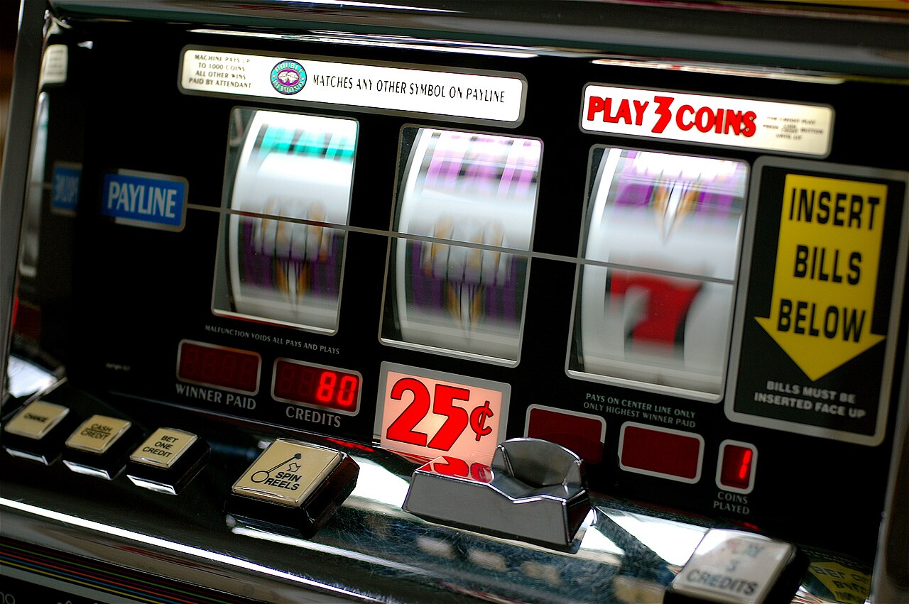 Máy slot